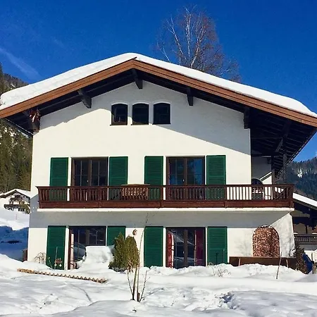 With 2 Bedrooms *